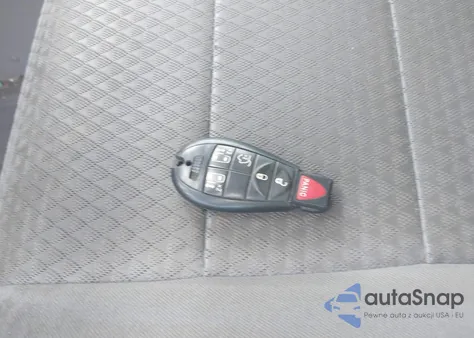 2010 Chrysler Town & Country Lx from USA, damaged, VIN 2A4RR4DE6AR346811